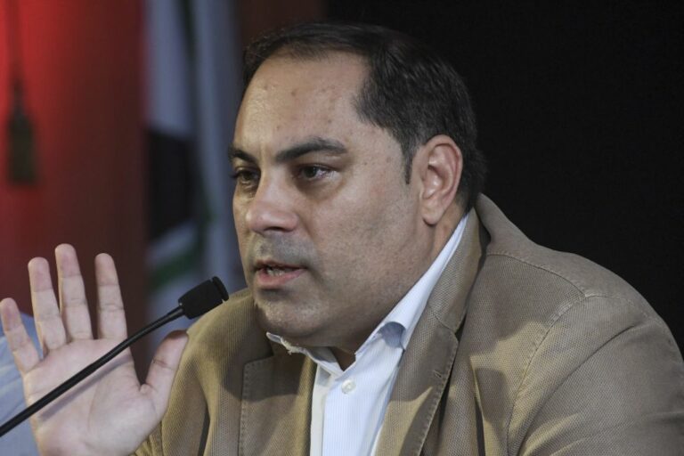 Taranto, sfiduciato il sindaco Melucci. Salvini “Ora tocca a noi”