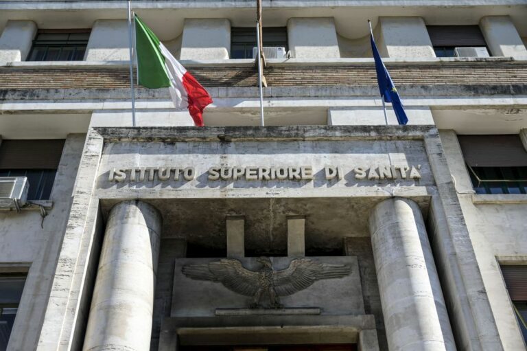 Nel 2020 restano alte le percentuali di antibiotico-resistenza
