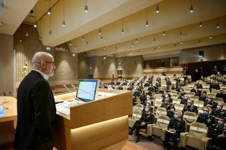 Pnrr, Cingolani incontra Carabinieri “Tempi stretti, c’è bisogno di voi”