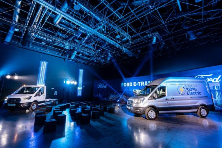 Ford presenta nuovo E-Transit, primo commerciale elettrico