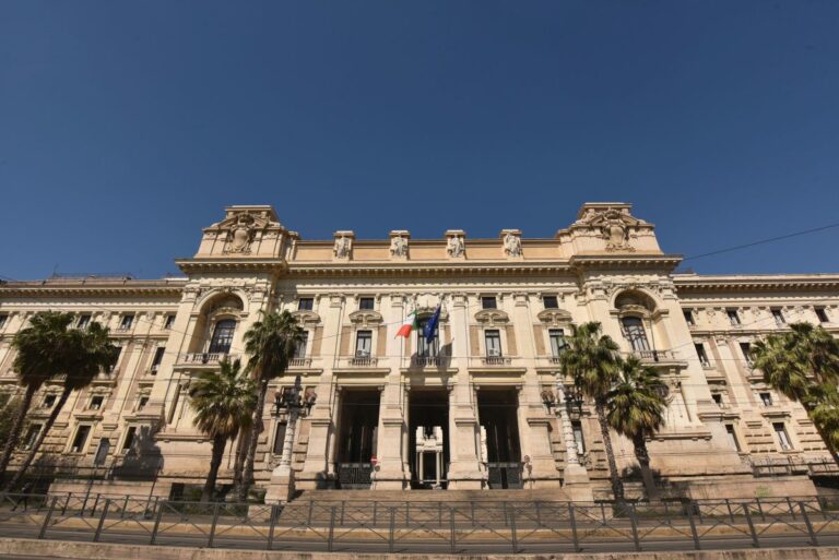 Scuola, dal ministero linee guida contro l’antisemitismo