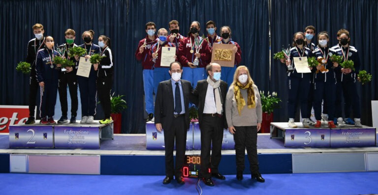 Tricolori Under 23, Fiamme Oro vincono titolo Spada a squadre miste
