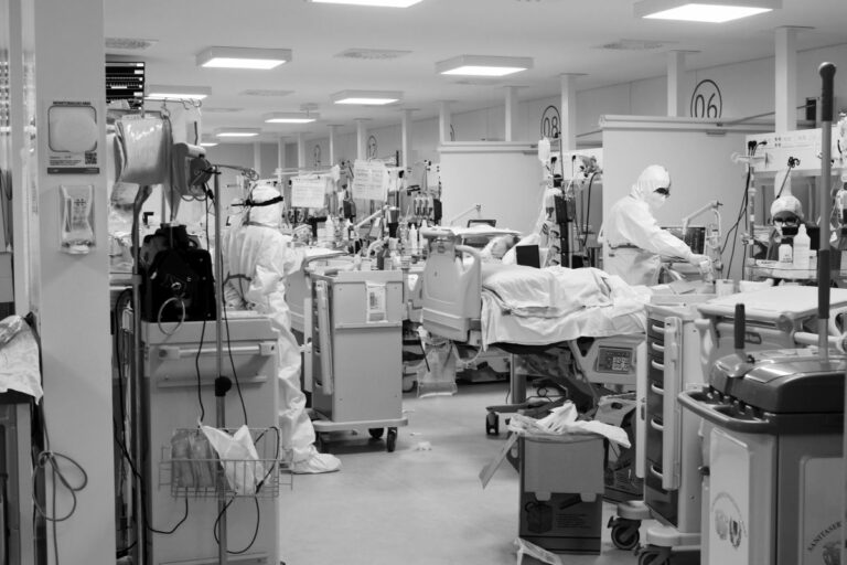 Covid, in E.Romagna i non vaccinati rischiano +10,9% finire in intesiva