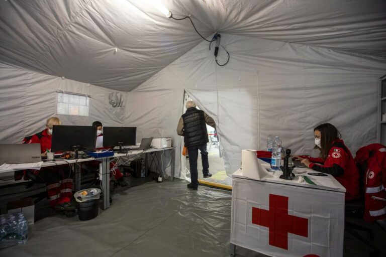 Covid, 98 nuovi casi e un decesso in sardegna