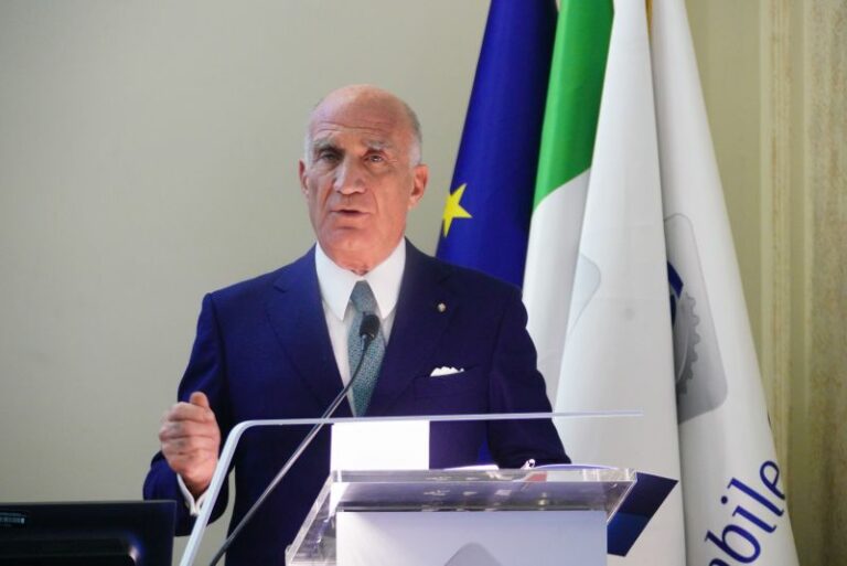 Mobilità, per l’Aci transizione energetica deve essere sostenibile