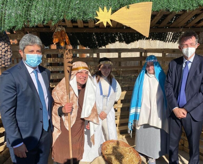 Fico visita Villa La Gloriette a Napoli