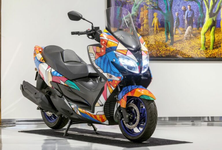 Al via asta charity per il Suzuki Burgman 400 personalizzato Van Orton
