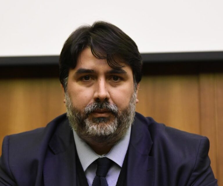 Solinas a specializzandi “Nostro migliore investimento per futuro”