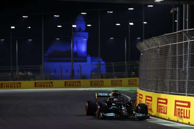 Isola “Ci aspettiamo la strategia ad una sosta”