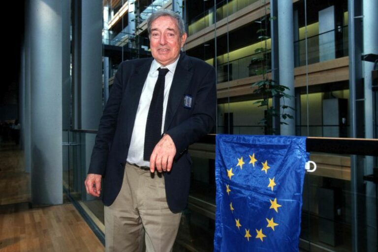 Addio a Demetrio Volcic, storico corrispondente Rai da Mosca