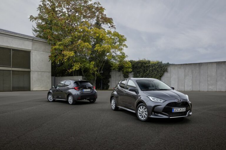 Mazda2 Hybrid, la prima full-hybrid
