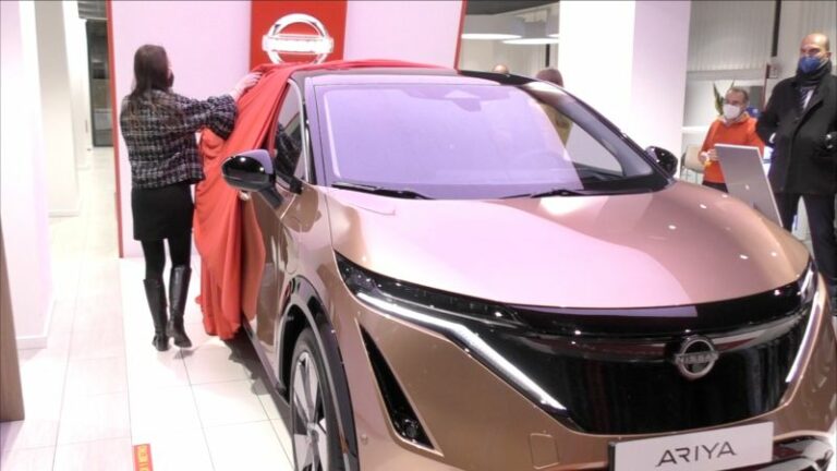 Nissan accelera sull’elettrico, a Palermo arriva Ariya