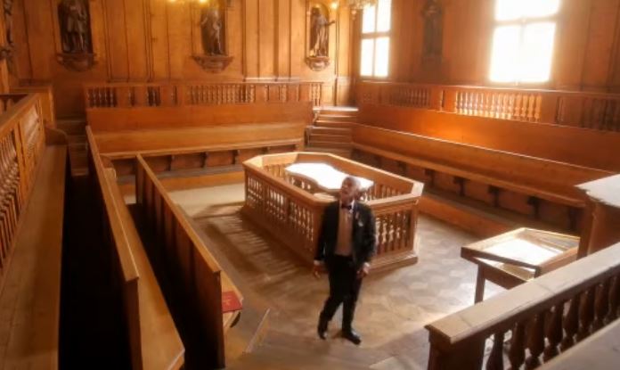 Il codice deontologico dei medici diventa un film