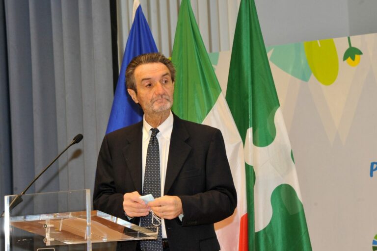 Covid, Fontana: “La Lombardia avrà un ‘bianco Natalè”