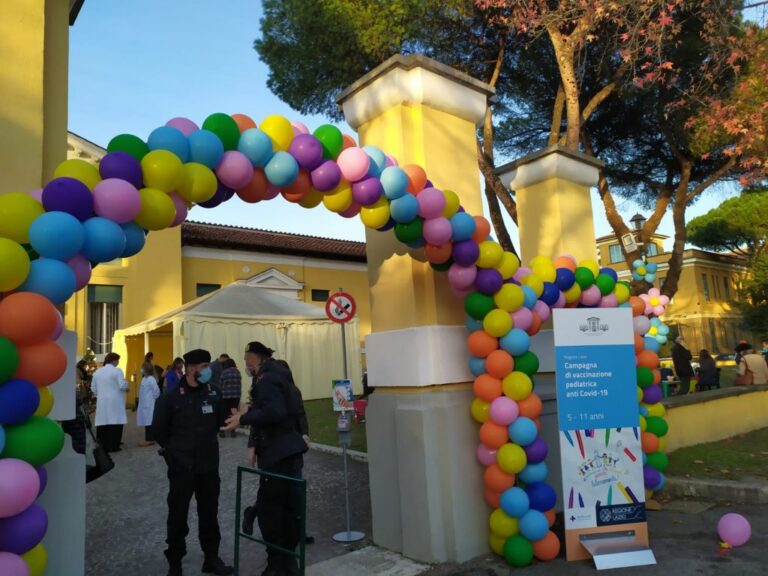 Covid, al via nel Lazio il V-Day pediatrico