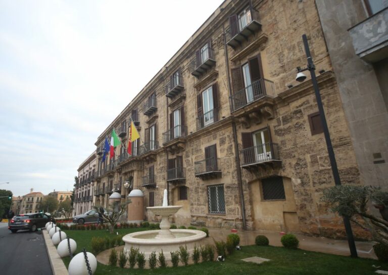 Centrodestra, rinviato a gennaio vertice sulle candidature in Sicilia