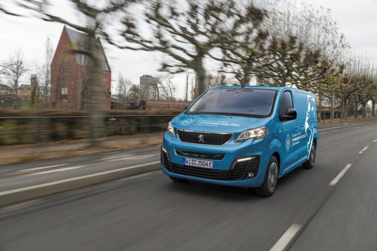 Nuovo Peugeot e-Expert Hydrogen inizia la produzione