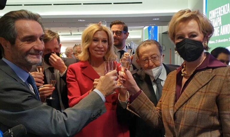 Covid, Fontana “In Lombardia contagi crescono, ma non i ricoveri”