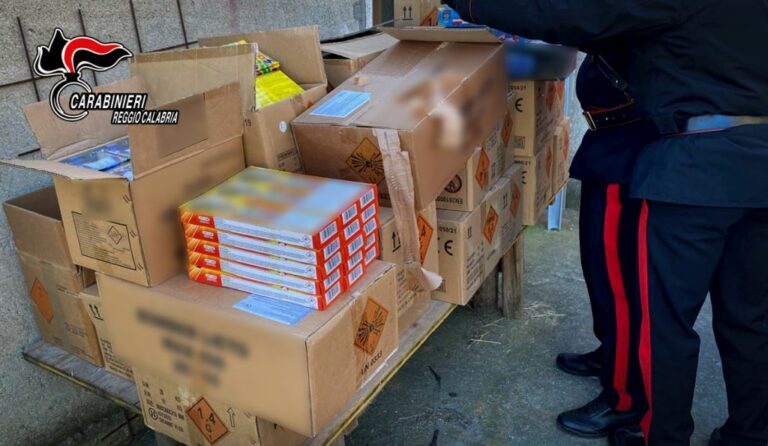 Sequestrati 120 kg di fuochi d’artificio illegali nel reggino