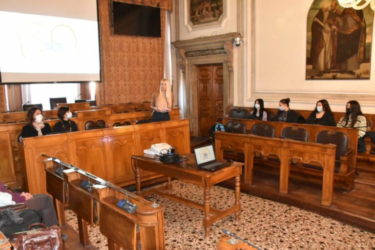 Assessori Besio e Venturini ricevono studenti del Liceo “Guggenheim”