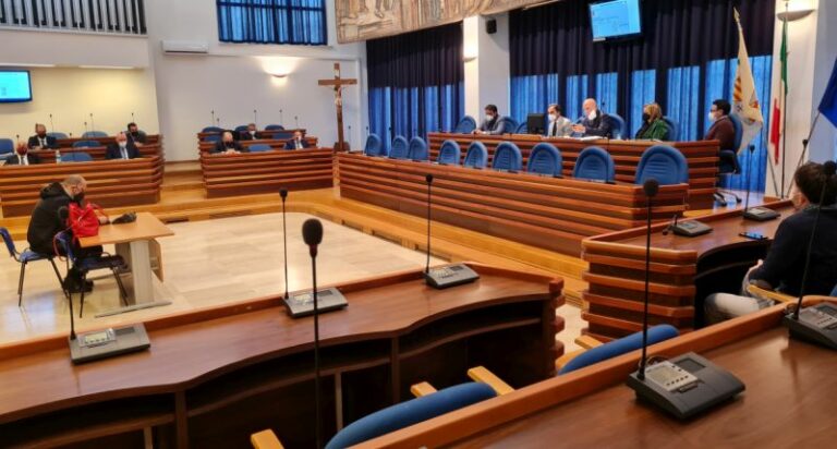 Nuovo Consiglio provinciale a Catanzaro, Sinopoli vicepresidente