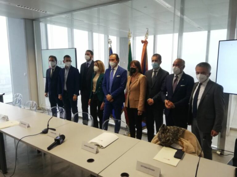 Piemonte, il grattacielo della Regione sarà ultimato il 10 ottobre