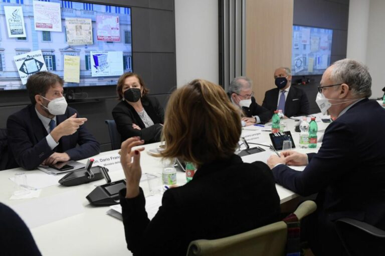 Roma, nasce un tavolo per il rilancio di piazza Vittorio Emanuele ii