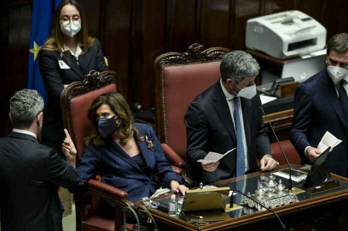 MARIA ELISABETTA ALBERTI CASELLATI, ROBERTO FICO