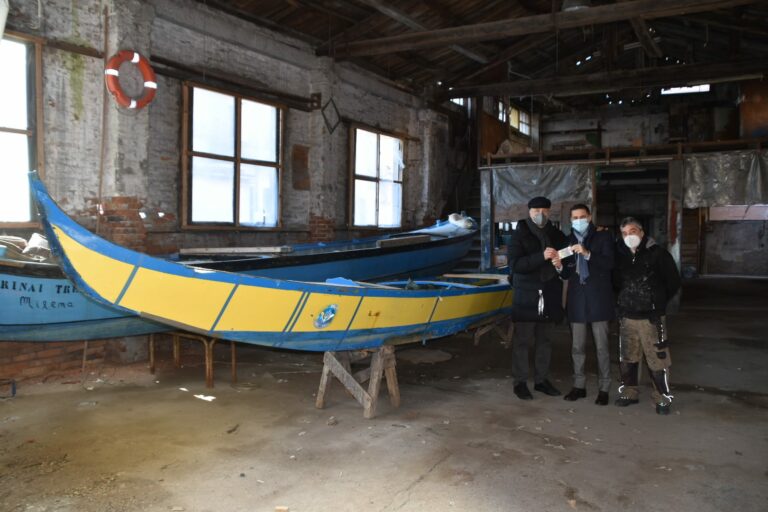 L’ultimo “mussin” veneziano restaurato per la regata storica 2022