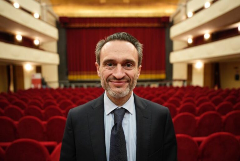 Forte “Con stangata bollette colpo di grazia per teatri e cinema”