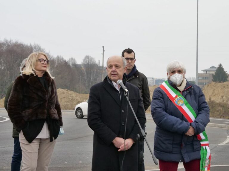 Inaugurate vie dedicate a Iotti, Fallaci e Ruggieri