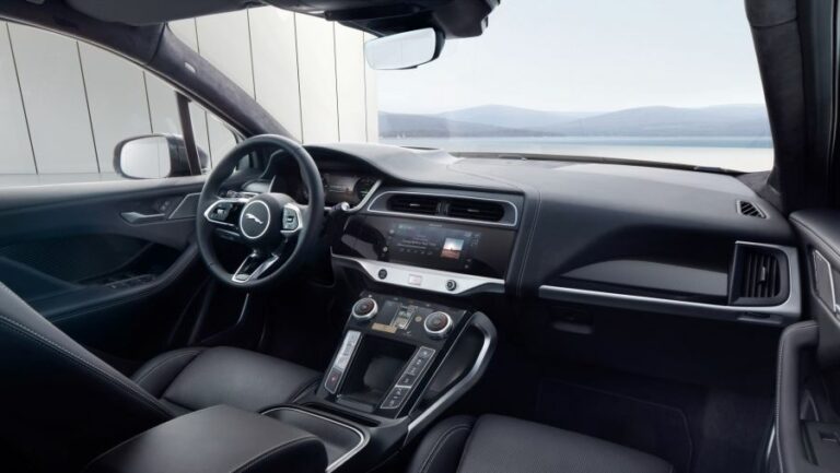 Jaguar Land Rover introduce Amazon Alexa su tutta la gamma