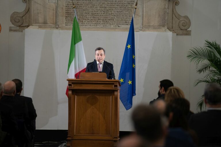 Draghi “Genova un modello per il Paese”