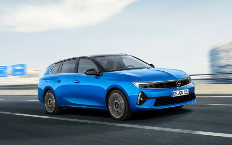 Al via gli ordini di nuova Opel Astra Sports Tourer
