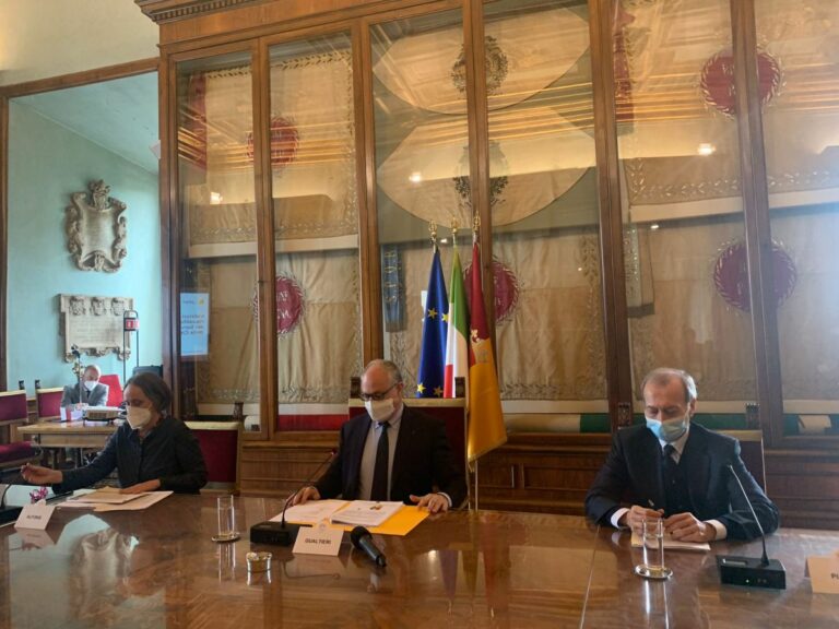 Roma, Gualtieri “Oltre 7 mln per i cimiteri, svolta attesa da anni”