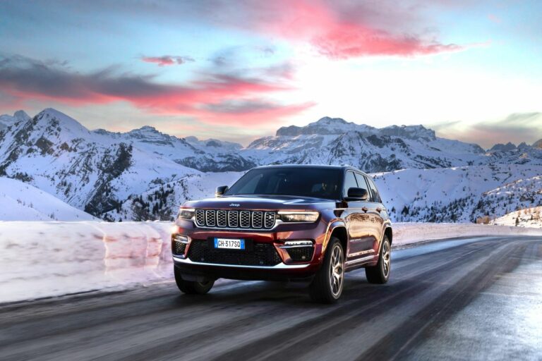Arriva in Italia la nuova Jeep Grand Cherokee 4xe