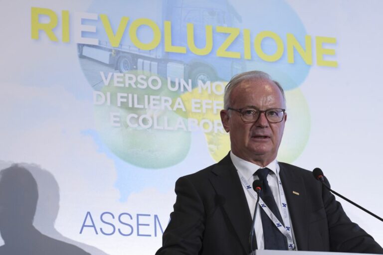 Tariffe autotrasporto, Anita “Chi inquina paga, bene le nuove regole Ue”