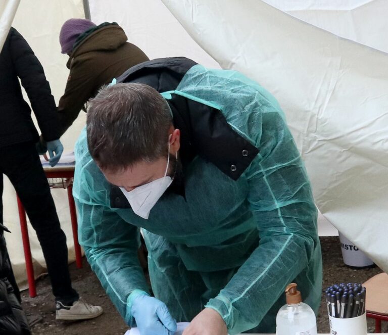 Covid, un decesso e 11 nuovi positivi in Valle d’Aosta