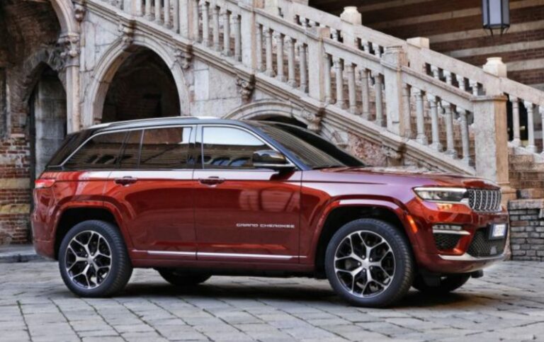 Jeep annuncia il debutto europeo della Grand Cherokee 4xe