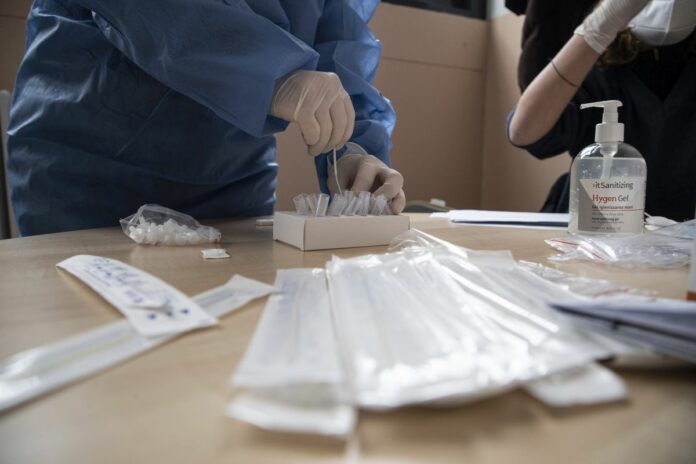 LICEO SEVERI, TAMPONI RAPIDI AGLI STUDENTI PRIMA DELL’ACCESSO ALL’ASSEMBLEA INTERNA