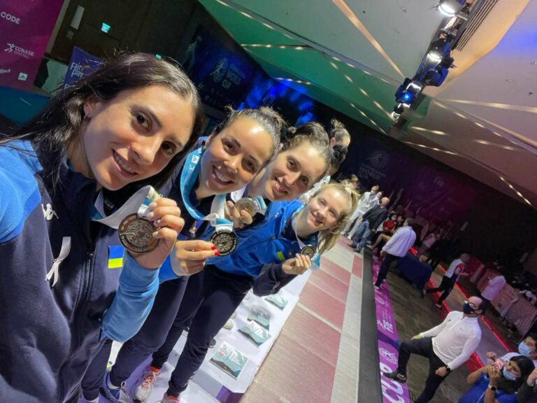 Azzurre fioretto seconde in prova a squadre a Guadalajara