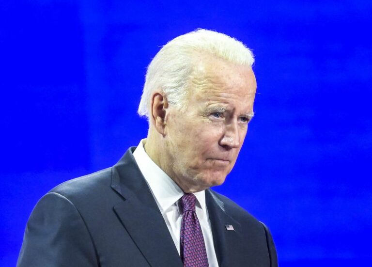 Biden “Violato il diritto internazionale, dure sanzioni per la Russia”