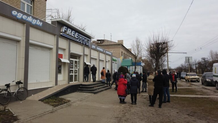 In Donbass una giornata tra paura e disillusione