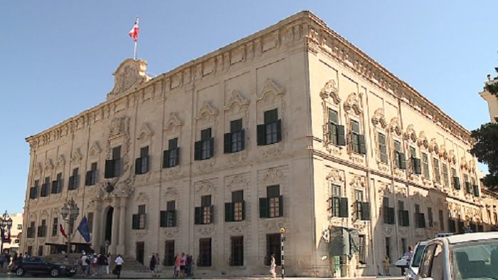 Malta all’Ue “Sui passaporti procedure rigorose”