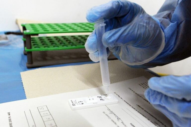 Ucraina, la circolare del Ministero: tamponi e vaccini ai profughi