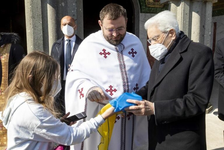 Ucraina, Mattarella “Faremo tutto quello che si può”