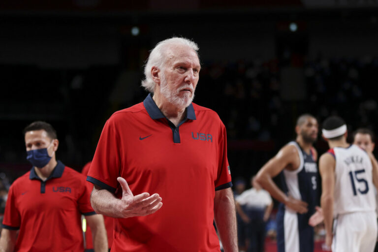 Ko gli Hawks di Gallinari, Popovich nella storia