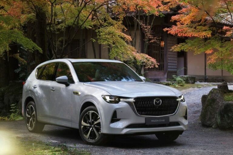 Mazda presenta la nuova CX-60 full hybrid plug-in