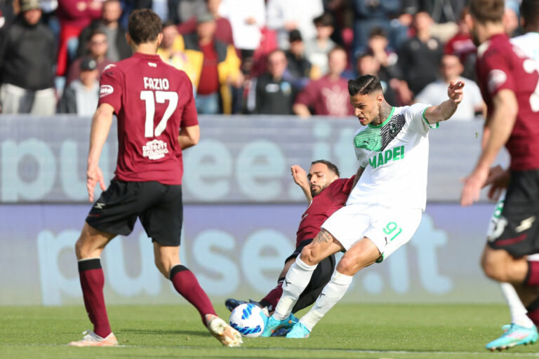 Salernitana-Sassuolo 2-2, Djuric evita il ko granata