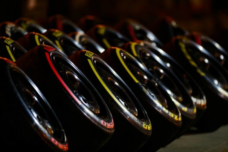 Test in Bahrain, Isola “raccolti ulteriori dati”